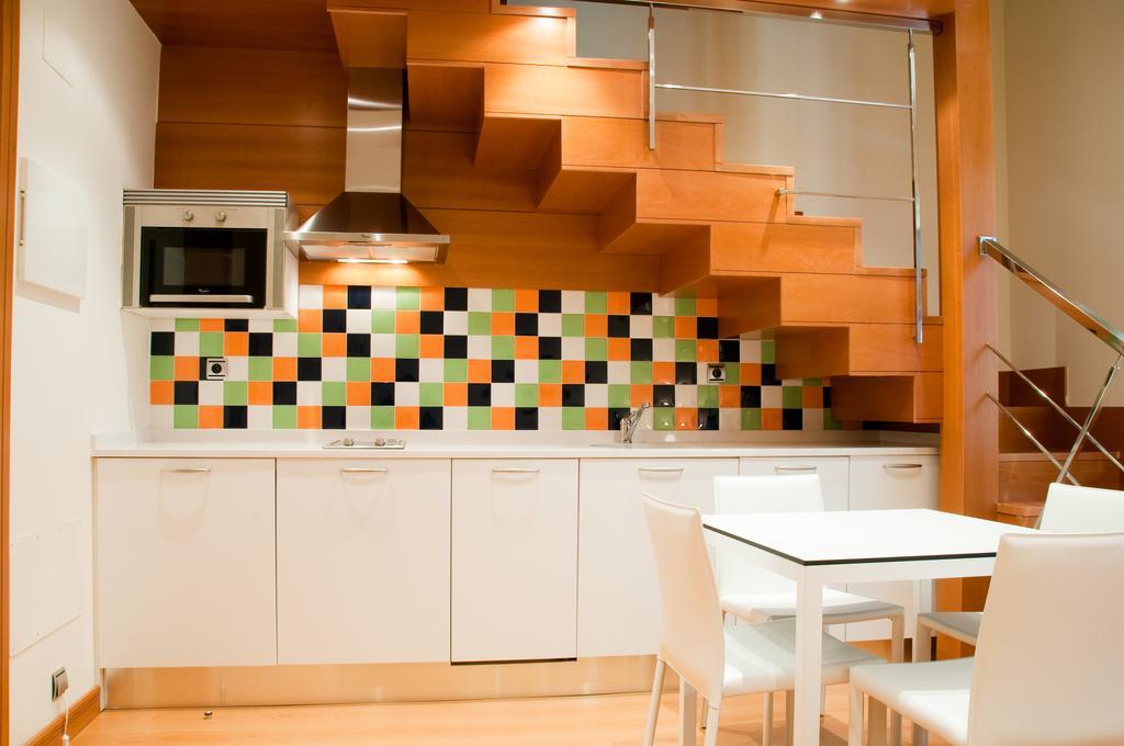 Apartamentos Maria Luisa บูร์โกส ภายนอก รูปภาพ